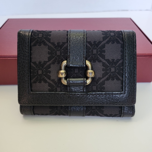 Emporio Armani trifold wallet Authentic - Picture 1 of 9